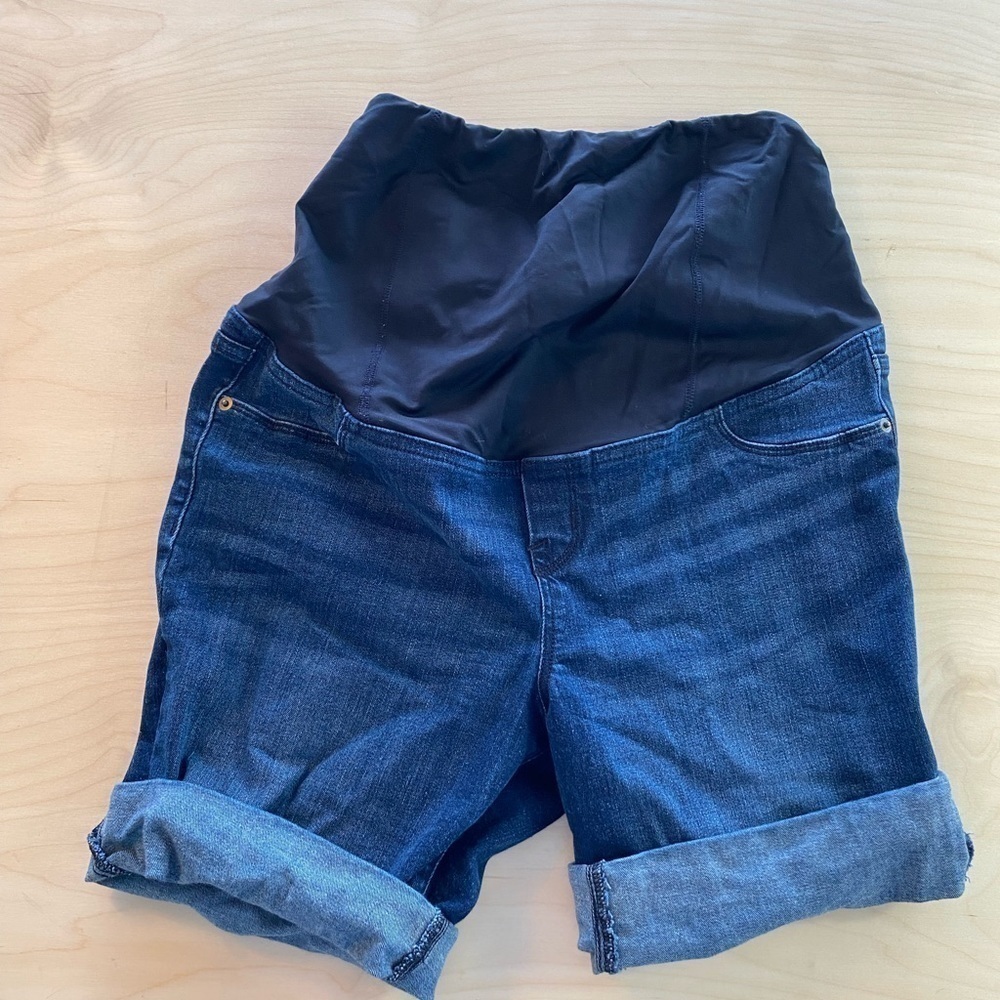 Isabel Maternity Bermuda Jean Shorts size 12 (DP)